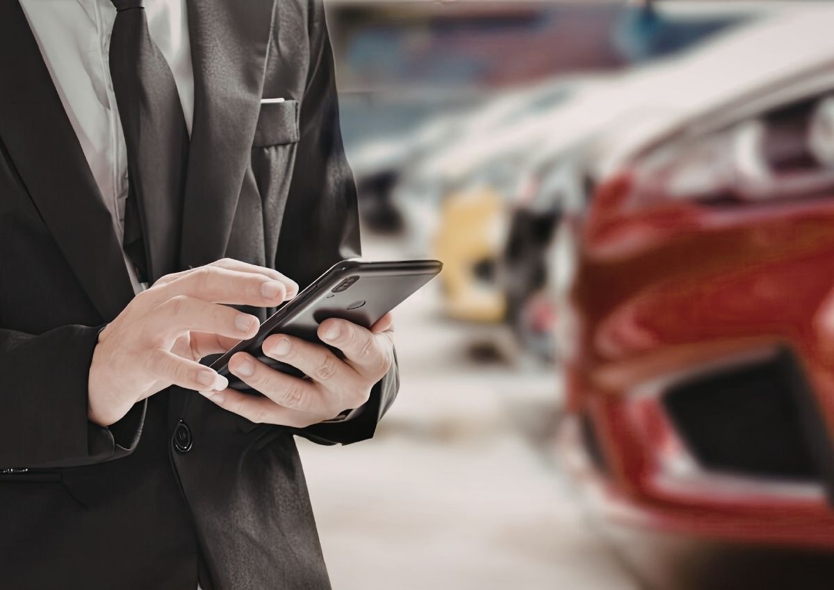 chi-phi-mo-showroom-o-to-gom-nhung-khoang-nao-4