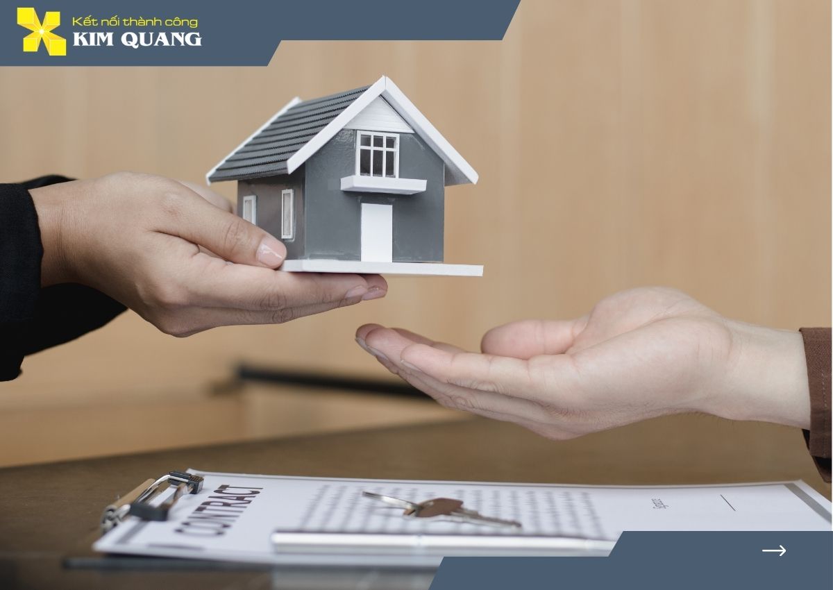 co-nen-mua-nha-qua-cong-ty-moi-gioi-khong-3