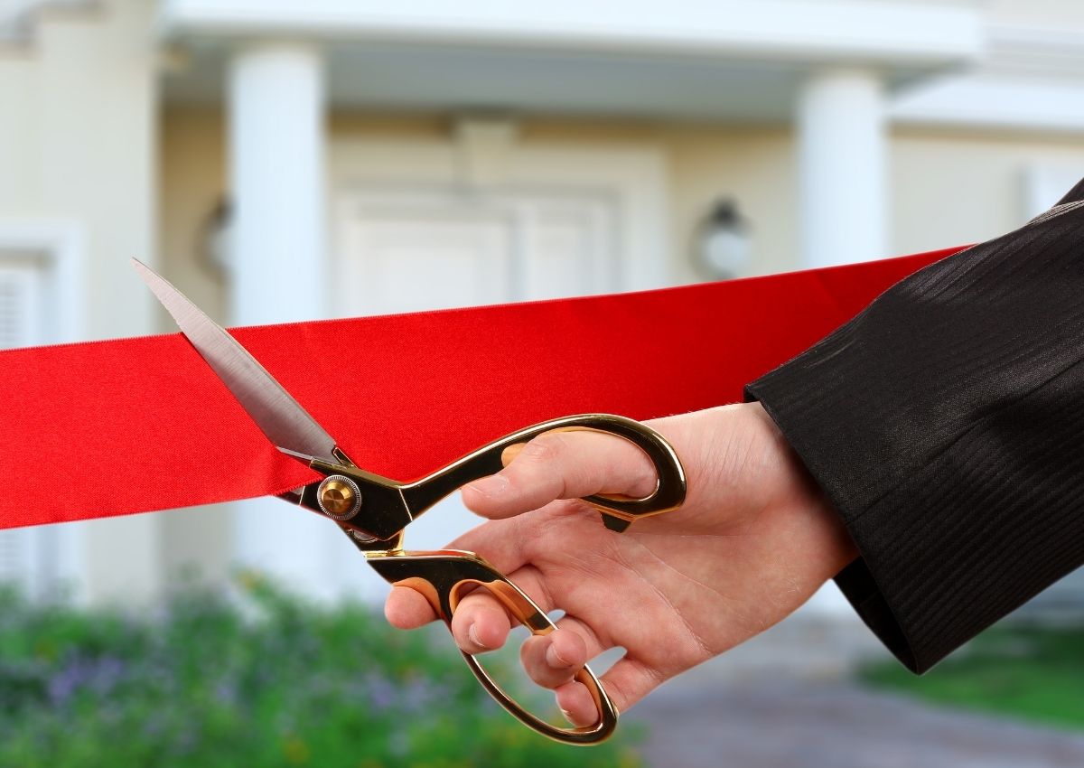 danh-sach-ngay-khai-truong-dep-nam-2026-4