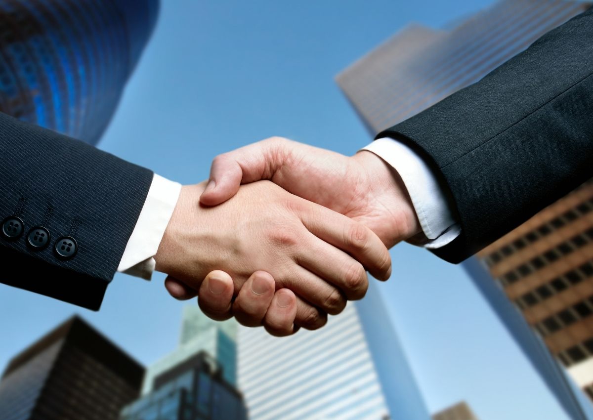 cong-ty-tim-mat-bang-hang-dau-ho-chi-minh-hien-nay-1