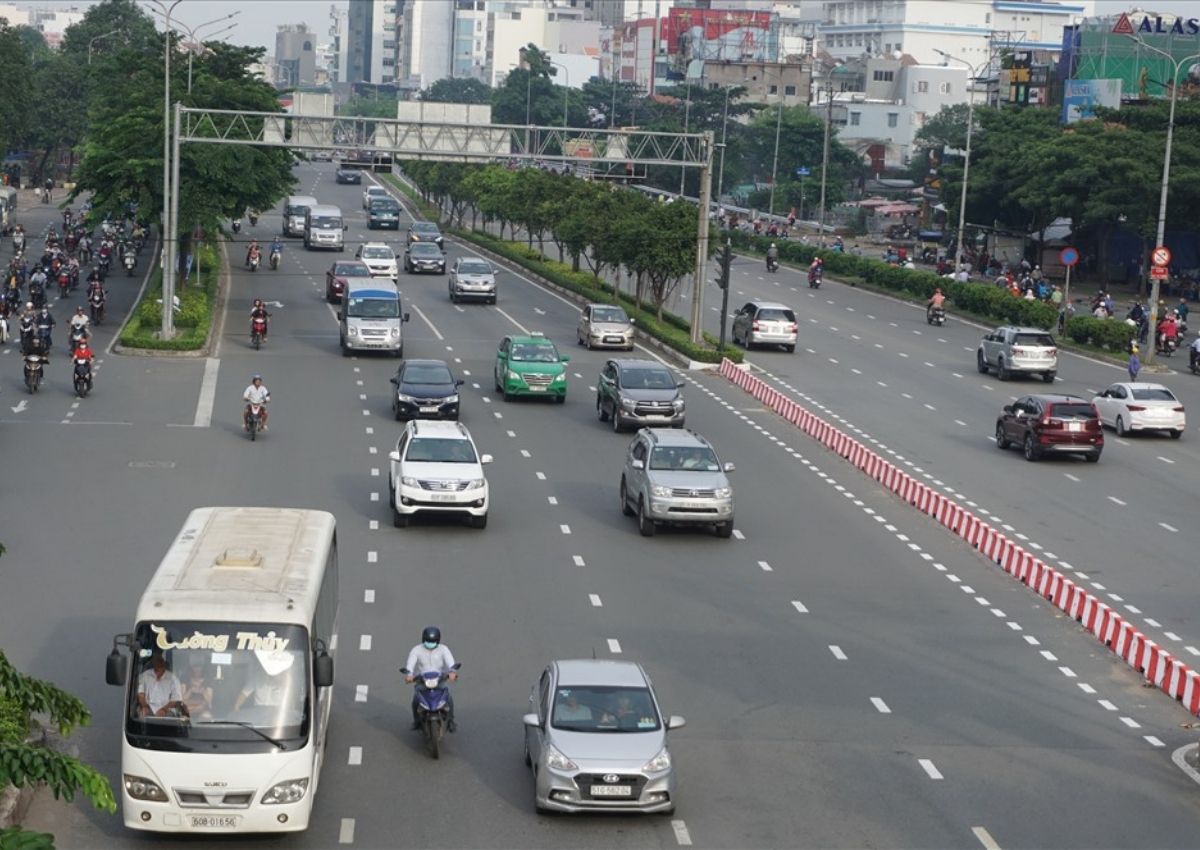 top-10-con-duong-sam-uat-nen-thue-mat-bang-1