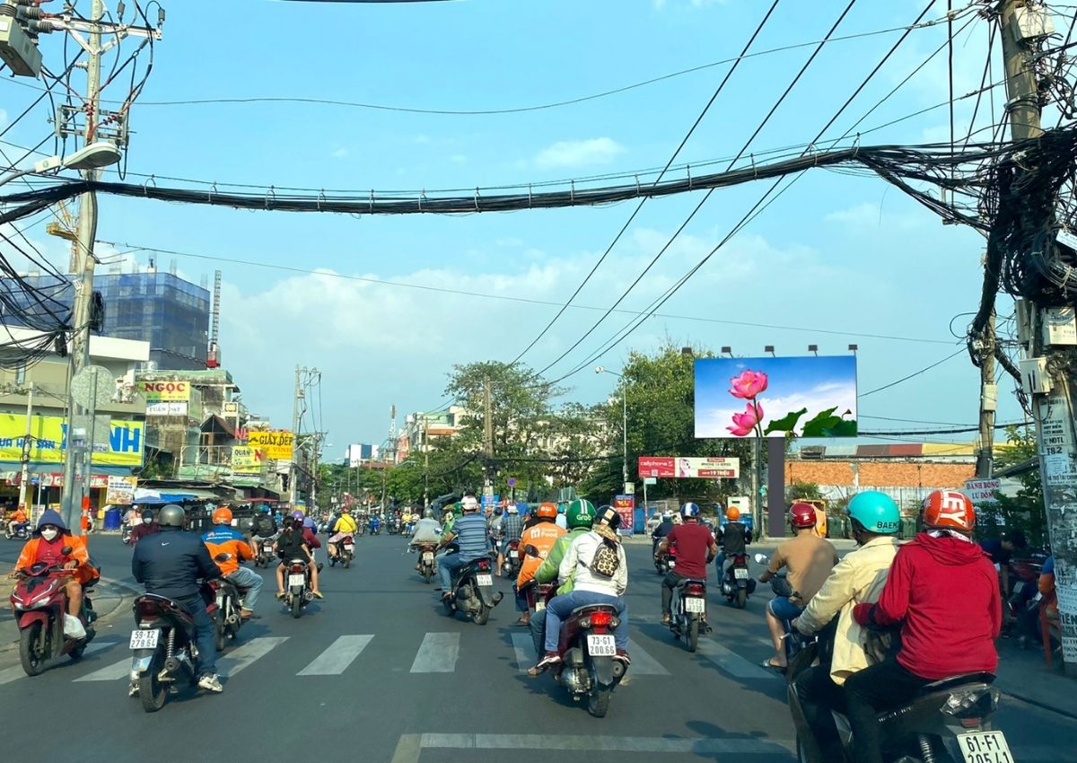 top-10-con-duong-sam-uat-nen-thue-mat-bang-4