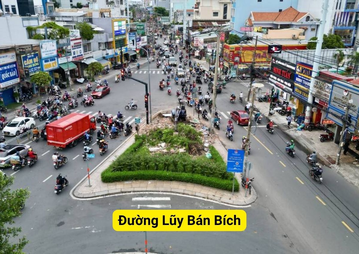 top-7-con-duong-noi-bat-nen-cho-thue-mat-bang-tan-phu-4