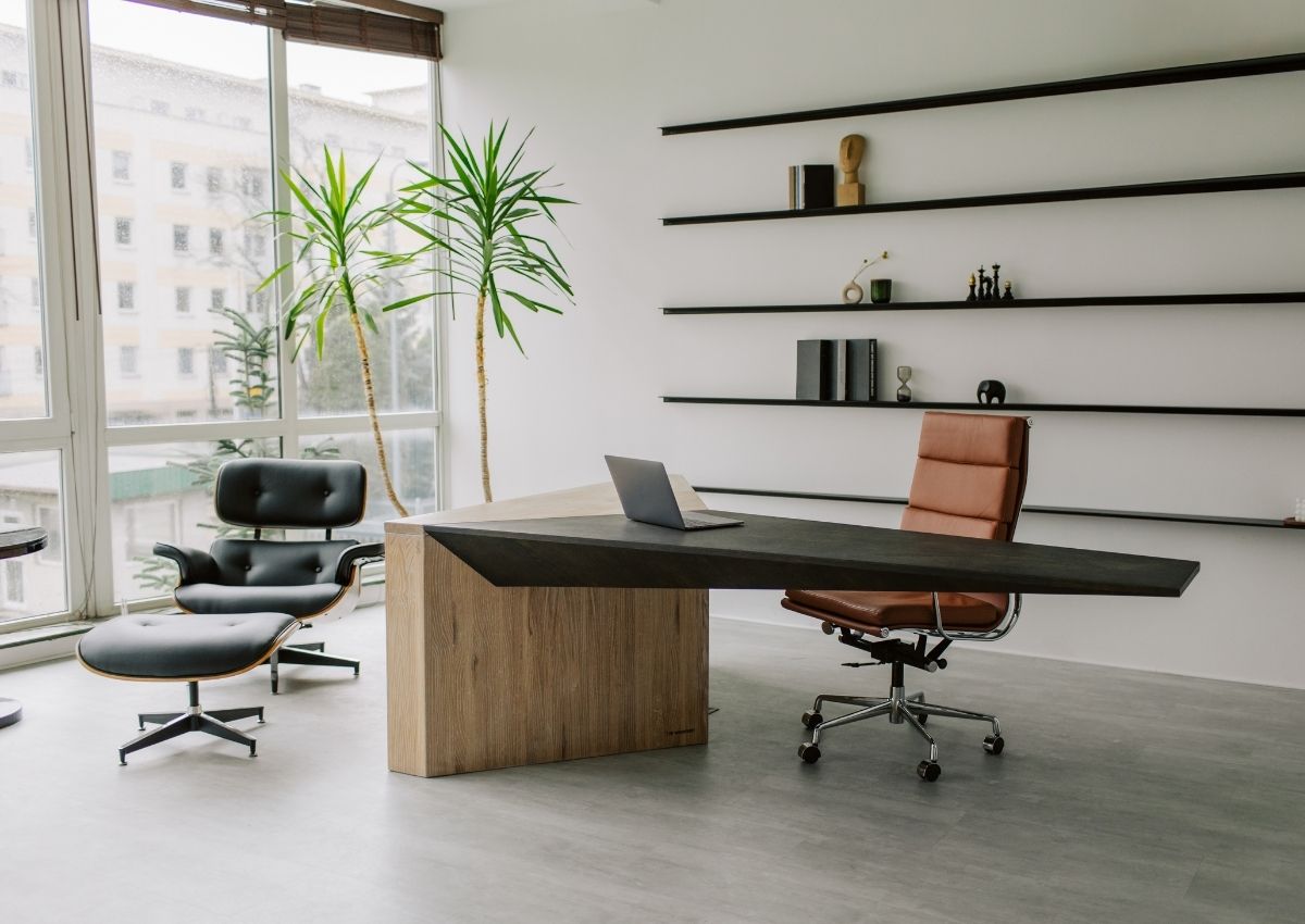 10-loi-phong-thuy-thuong-gap-trong-van-phong-va-cach-hoa-giai-1