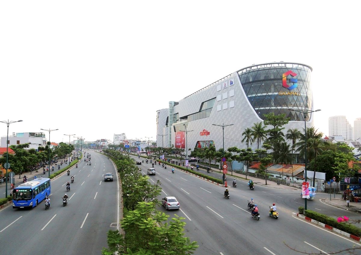 bang-gia-thue-mat-bang-trong-tttm-giga-mall-3