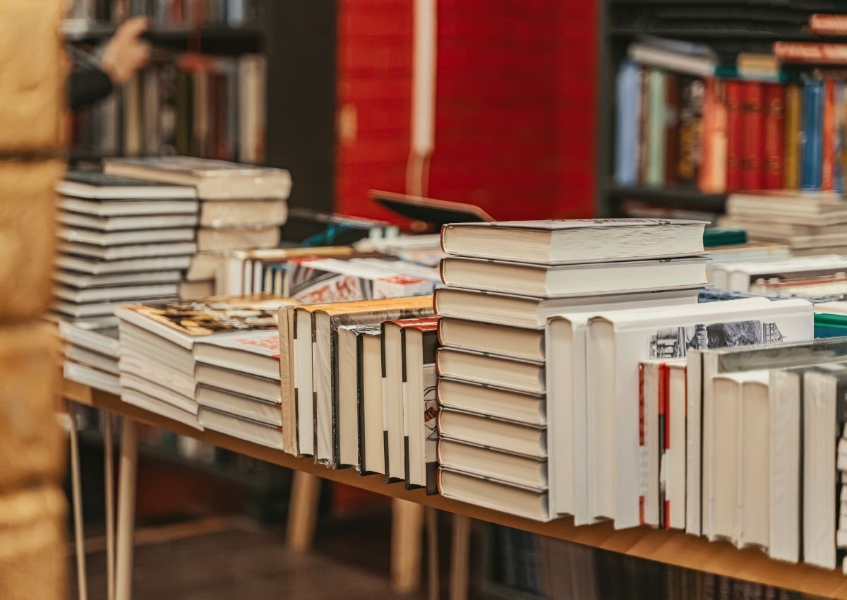 kinh-nghiem-mo-nha-sach-tu-a-z-hoan-von-nhanh-4