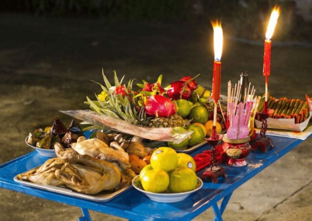 mam-cung-giao-thua-ngay-tet-2026-gom-nhung-gi-3