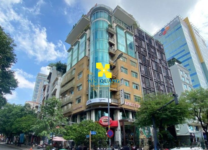 Cho thuê tòa nhà nguyên căn góc 2MT 12 Lê Thánh Tôn