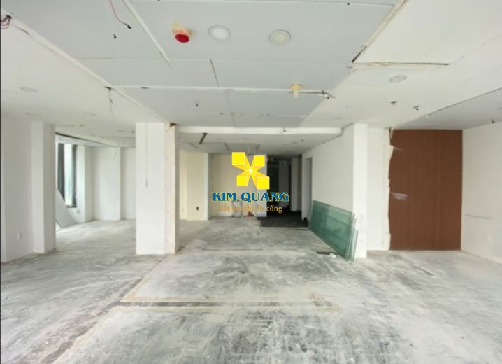 Cho thuê tòa nhà nguyên căn góc 2MT 12 Lê Thánh Tôn