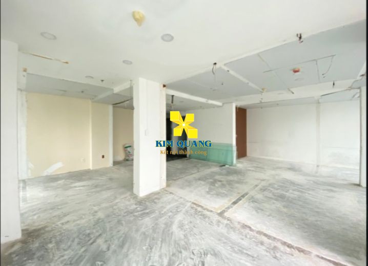 Cho thuê tòa nhà nguyên căn góc 2MT 12 Lê Thánh Tôn