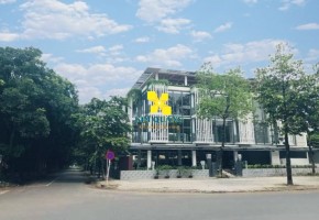 BÁN TOÀ NHÀ VĂN PHÒNG GẦN CỔNG C CẢNG CÁT LÁT