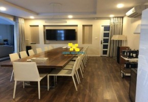 CHO THUÊ BIỆT THỰ MẶT TIỀN ĐƯỜNG PHÙNG KHẮC KHOAN QUẬN 1