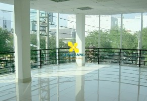 CHO THUÊ CẢ TÒA NHÀ 47 BÀ HUYỆN THANH QUAN