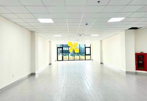 CHO THUÊ CẢ TÒA NHÀ 82-84 LÊ QUANG ĐỊNH