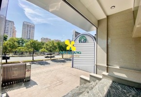 CHO THUÊ CẢ TÒA NHÀ MẶT TIỀN 556-558 VÕ VĂN KIỆT