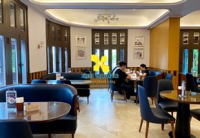 CHO THUÊ NHÀ GÓC 2 MẶT TIỀN ĐƯỜNG NGUYỄN HUỆ QUẬN 1