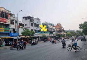 Cho Thuê Mặt Bằng Góc 2MT 229 Hoàng Diệu Phường Khánh Hội