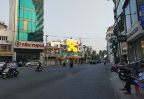 CHO THUÊ NGUYÊN TÒA NHÀ 29 HOÀNG VIỆT