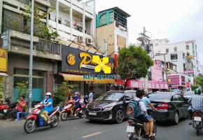 CHO THUÊ NHÀ 2 MẶT TIỀN 241 - 243 NGUYỄN TRÃI