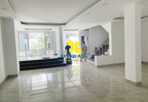 CHO THUÊ TÒA NHÀ 68/10D TRẦN QUANG KHẢI