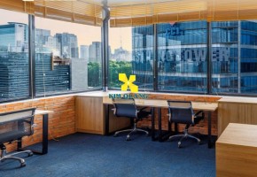W BUSINESS CENTER