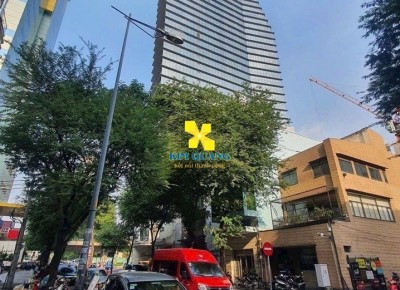 Cho Thuê Mặt Bằng Góc 2MT Số 9 Lê Thánh Tôn Phường Sài Gòn