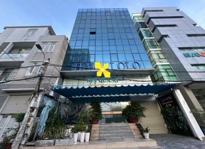 CHO THUÊ NGUYÊN TÒA NHÀ 400/10 UNG VĂN KHIÊM