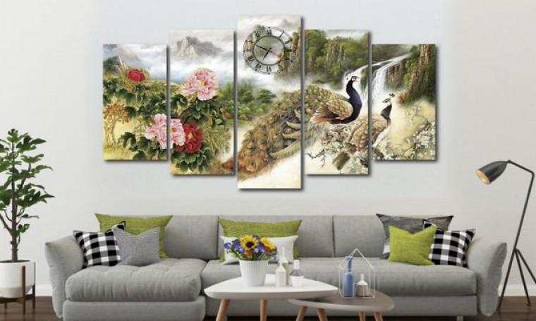 Cách chọn tranh phong thủy treo phòng khách hợp tuổi 12 con giáp